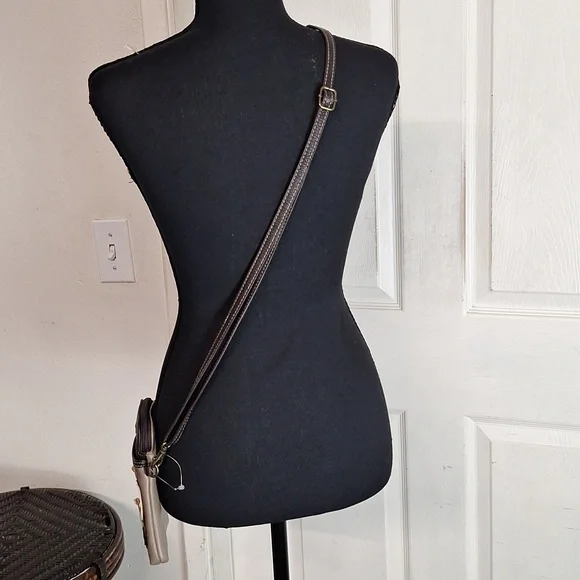 Charming Chala Lilly Blooms Flower Floral Cell Phone Purse Mini Crossbody Bag - Picture 9 of 12